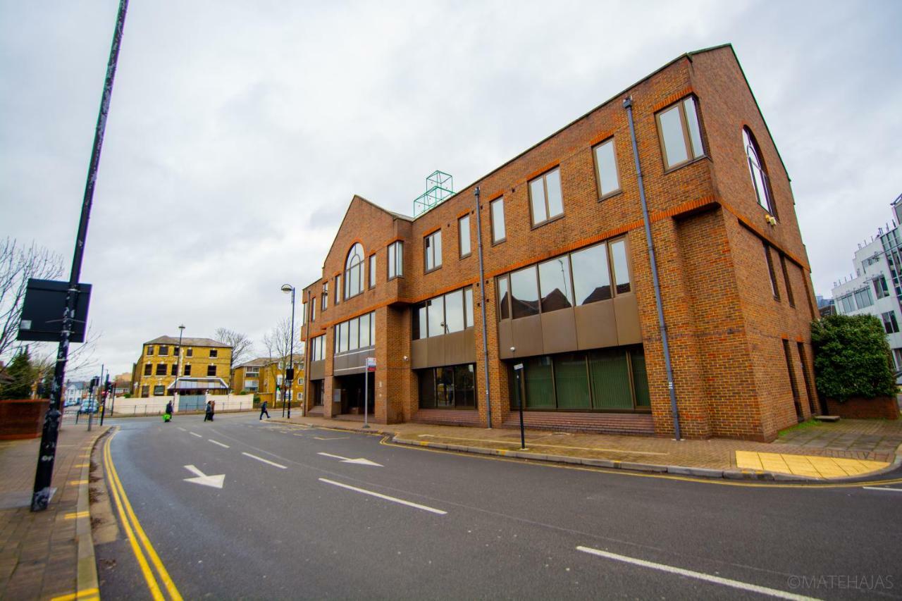 Somerville Apartments London Heathrow Hillingdon kerület Kültér fotó