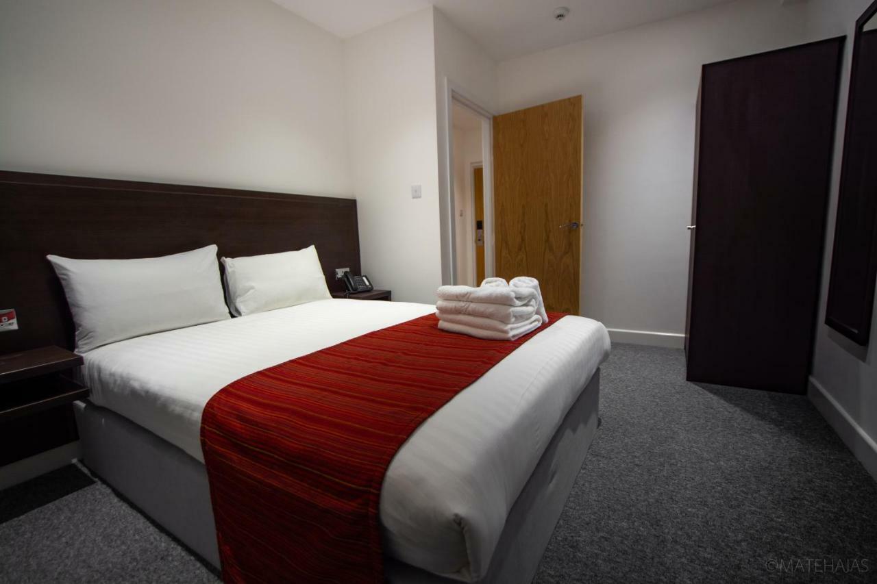 Somerville Apartments London Heathrow Hillingdon kerület Kültér fotó